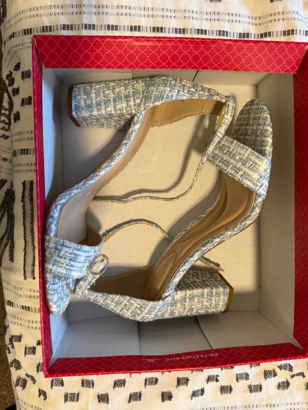 Kelly & Katie heels. Light blue and white tweed with silver woven in. New Size 8